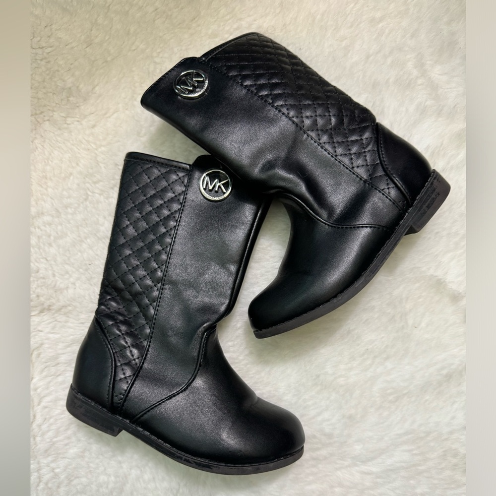 Micheal Kors Truffle Black Kids Boots Size 8C.
